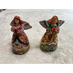 Jim shore Four Seasons Bountiful Angel salt & pepper shakers